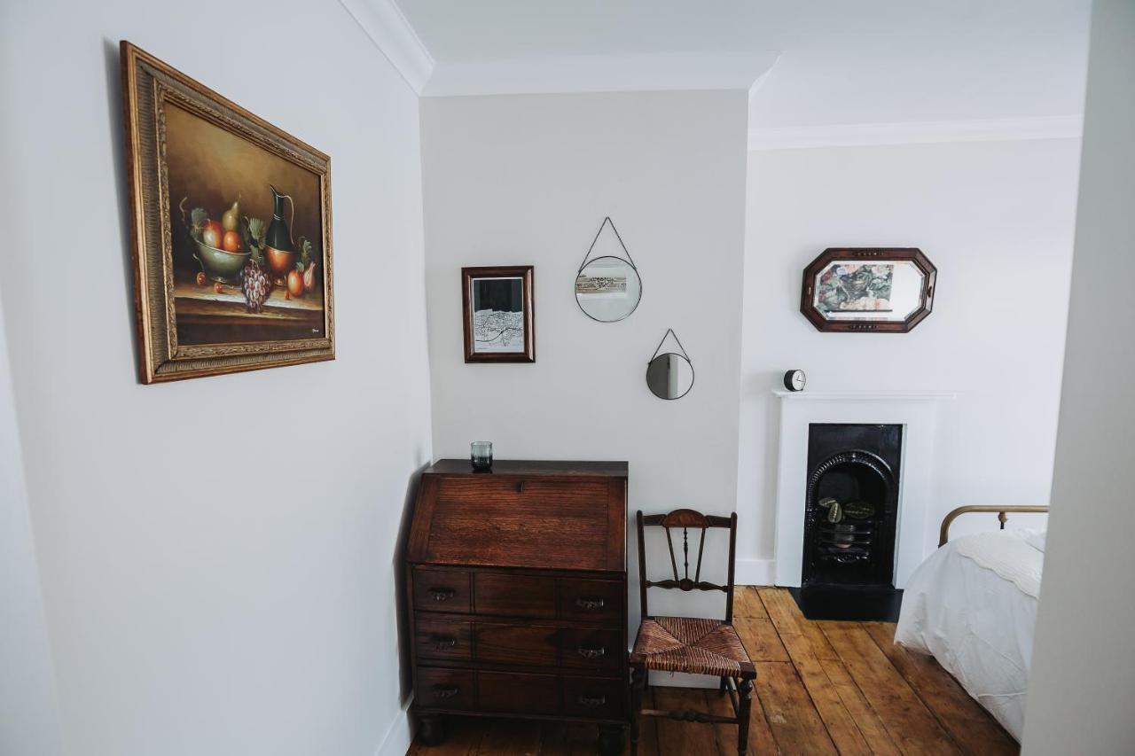 Stunning 5 Bedroom Period Property By The Sea แฮร์นเบย์ ภายนอก รูปภาพ